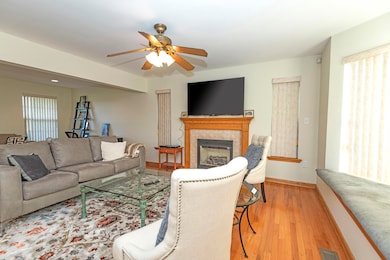 Family room 2