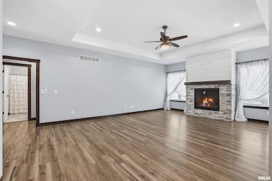 8 Foster Ct, Eldridge, IA 52748 - photo 6