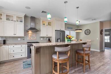 337 Woodstock St, Seabrook, NH 03874 - photo 2