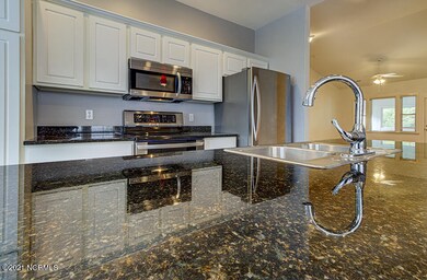 4305 Sunset Woods Dr, Wilmington, NC 28412 - photo 4