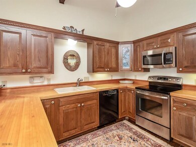 1792 S 28th Ave E, Newton, IA 50208 - photo 7