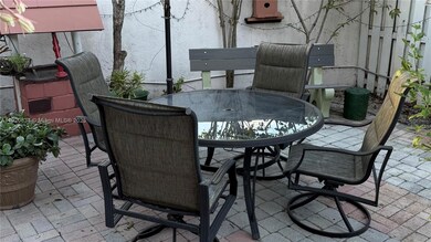 721 NW 135th Way unit A, Plantation, FL 33325 - photo 4