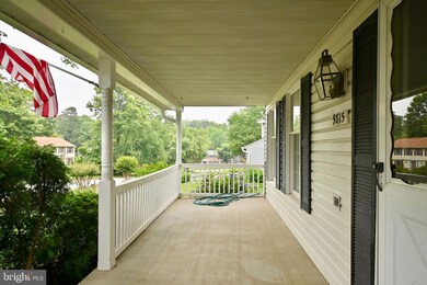 9815 Summerday Dr, Burke, VA 22015 - photo 3