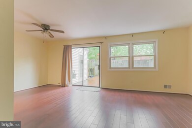 12006 Dove Cir, Laurel, MD 20708 - photo 6