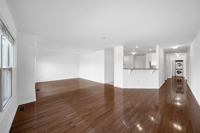 252 The Promenade, Edgewater, NJ 07020 - photo 7