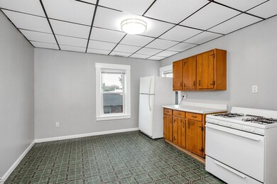 4 Dalton Place unit 1, Lowell, MA 01850 - photo 2