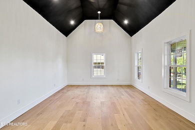 2127 Sevier Ave, Knoxville, TN 37920 - photo 5