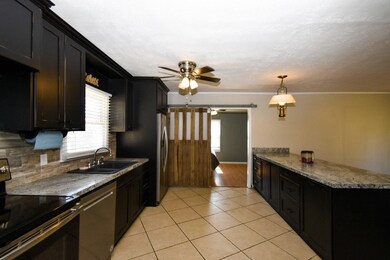 175 Cedarwood Ct, Harrodsburg, KY 40330 - photo 4