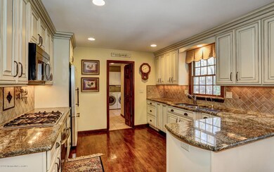 Kitchen 3