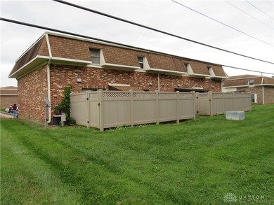 1038 Frederick Dr, Xenia, OH 45385 - photo 7