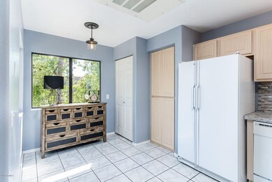 Eat in kitchen
