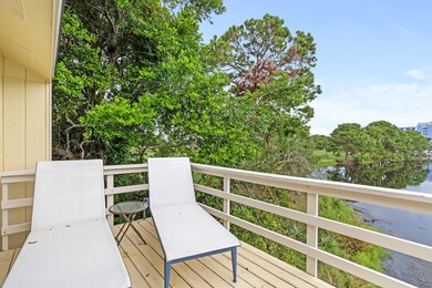 2nd floor master deck