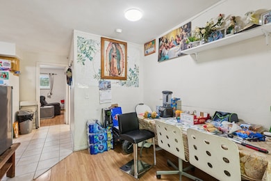 1119 E Algonquin Rd unit 7, Arlington Heights, IL 60005 - photo 3