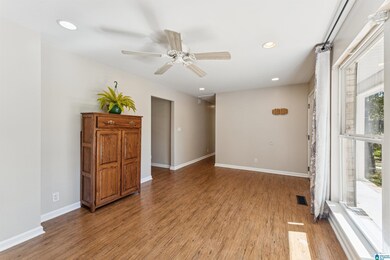 1238 Bennett Dr, Alabaster, AL 35007 - photo 5