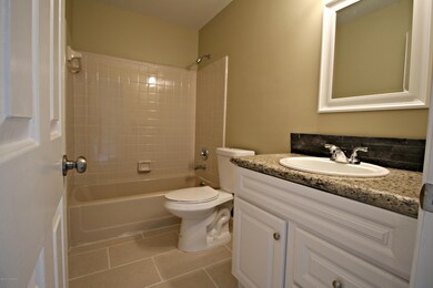 8209 Adams Run Rd, Louisville, KY 40228 - photo 3