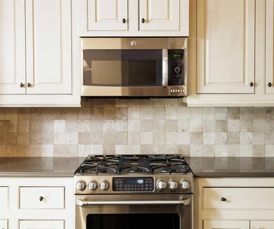 2510 N Henderson Ave unit 11, Dallas, TX 75206 - photo 6