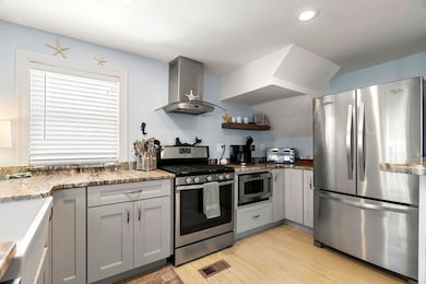 98 Central Ave, Salisbury, MA 01952 - photo 5