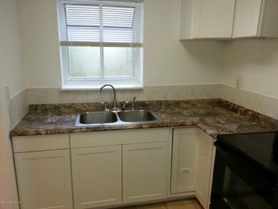 7129 Hallock St, Jacksonville, FL 32211 - photo 5