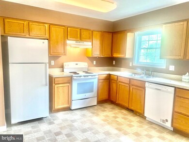 104 Meadowbrook Dr, Stephens City, VA 22655 - photo 5