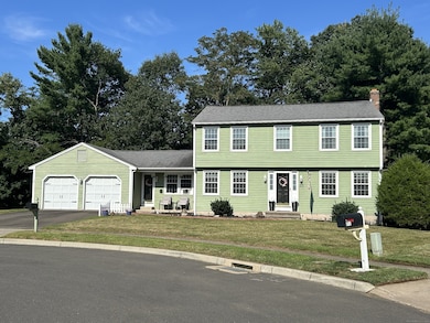 77 Lindsey Rd, Middletown, CT 06457 - photo 3