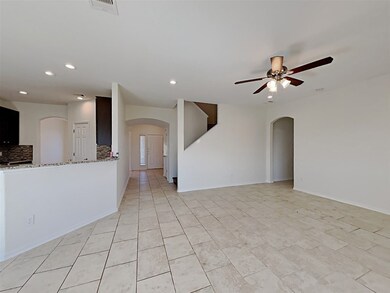 16706 E Whimbrel Cir, Conroe, TX 77385 - photo 6