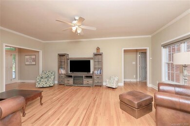 205 Knox St, Statesville, NC 28677 - photo 7