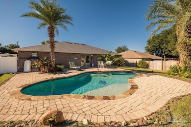 2571 Stormy Cir, Navarre, FL 32566 - photo 3