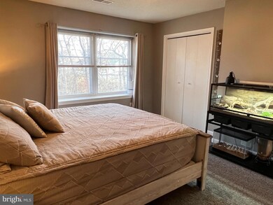 209 Greenhill Ct, Ranson, WV 25438 - photo 7