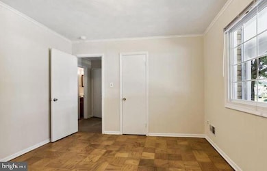 5307 Russett Rd, Rockville, MD 20853 - photo 3