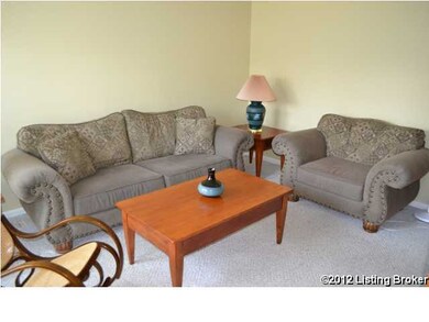 9009 Brandywyne Dr, Louisville, KY 40291 - photo 3