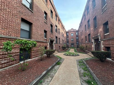 929 W Sunnyside Ave unit 3S, Chicago, IL 60640 - photo 2