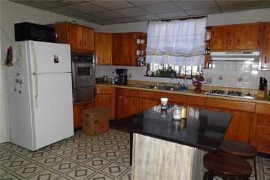 1122 Josephine St, New Orleans, LA 70130 - photo 7