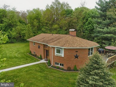 419 Farview Rd, Hamburg, PA 19526 - photo 3
