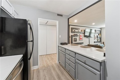 Slaton Manor unit 512, Atlanta, GA 30305 - photo 5