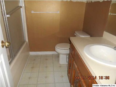 2801 Wood Dr NE, Center Point, AL 35215 - photo 7