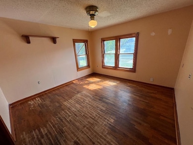 317 N Dresden St, Cunningham, KS 67035 - photo 6