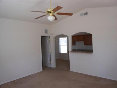 632 Villa Victoria Dr, El Paso, TX 79928 - photo 3