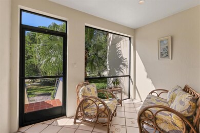 Screened in lanai easy access to outdoors