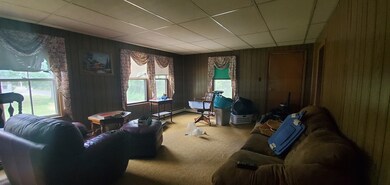 52 Lois St, Orange, MA 01364 - photo 4