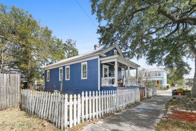 202146_007_1600x1067_mls