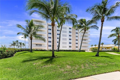 1325 7th St S unit 3D, Naples, FL 34102 - photo 2