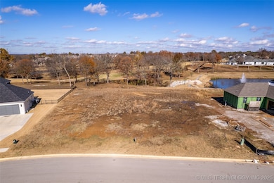 8812 E Elgin St, Broken Arrow, OK 74014 - photo 3