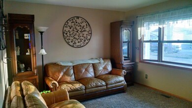 9349 Saric Dr, Highland, IN 46322 - photo 4