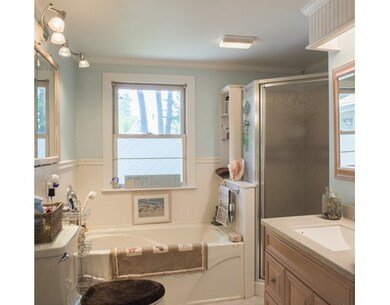 154 Thatcher St, Brockton, MA 02302 - photo 7