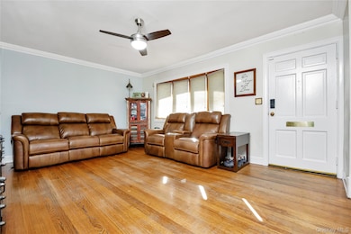 2245 Van Nostrand Ave, Merrick, NY 11566 - photo 4