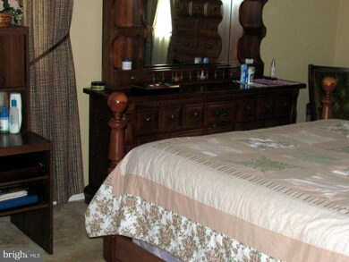 806 Lee Ave, Sykesville, MD 21784 - photo 7