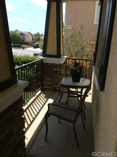 Front yard patio