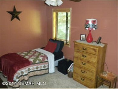 247 E Lake Blvd, Winona, MN 55987 - photo 5