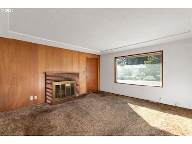 18705 NE Everett Ct, Portland, OR 97230 - photo 3