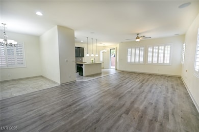 10556 Laurelwood Lake Ave, Las Vegas, NV 89166 - photo 6